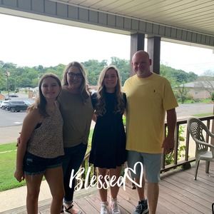 Meet your Posher, Deshawn